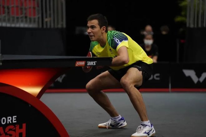 他計劃利用 他計劃利用