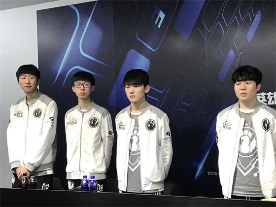 别压在最后 别压在最后