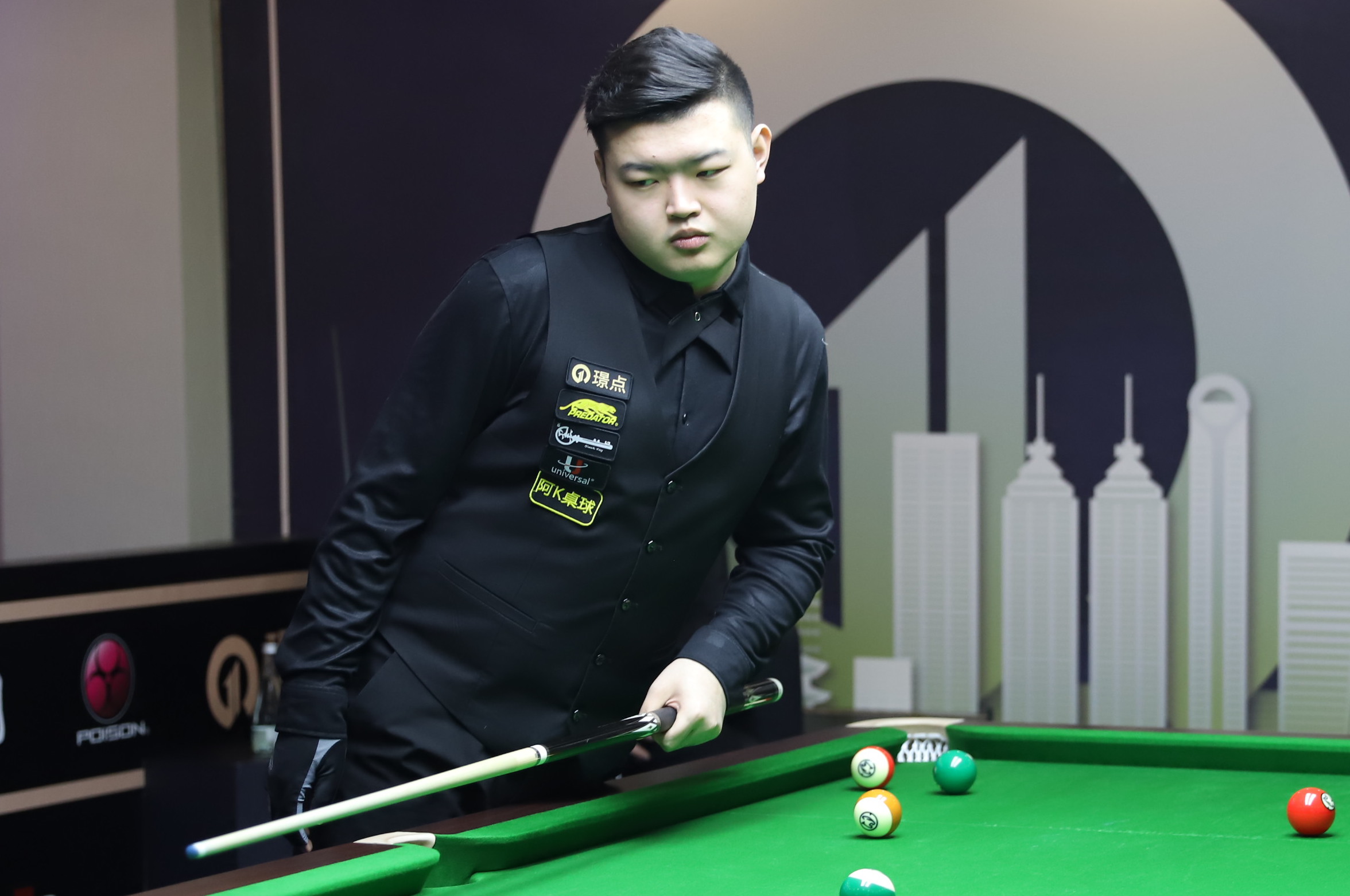 蓝黑对决从 蓝黑对决从